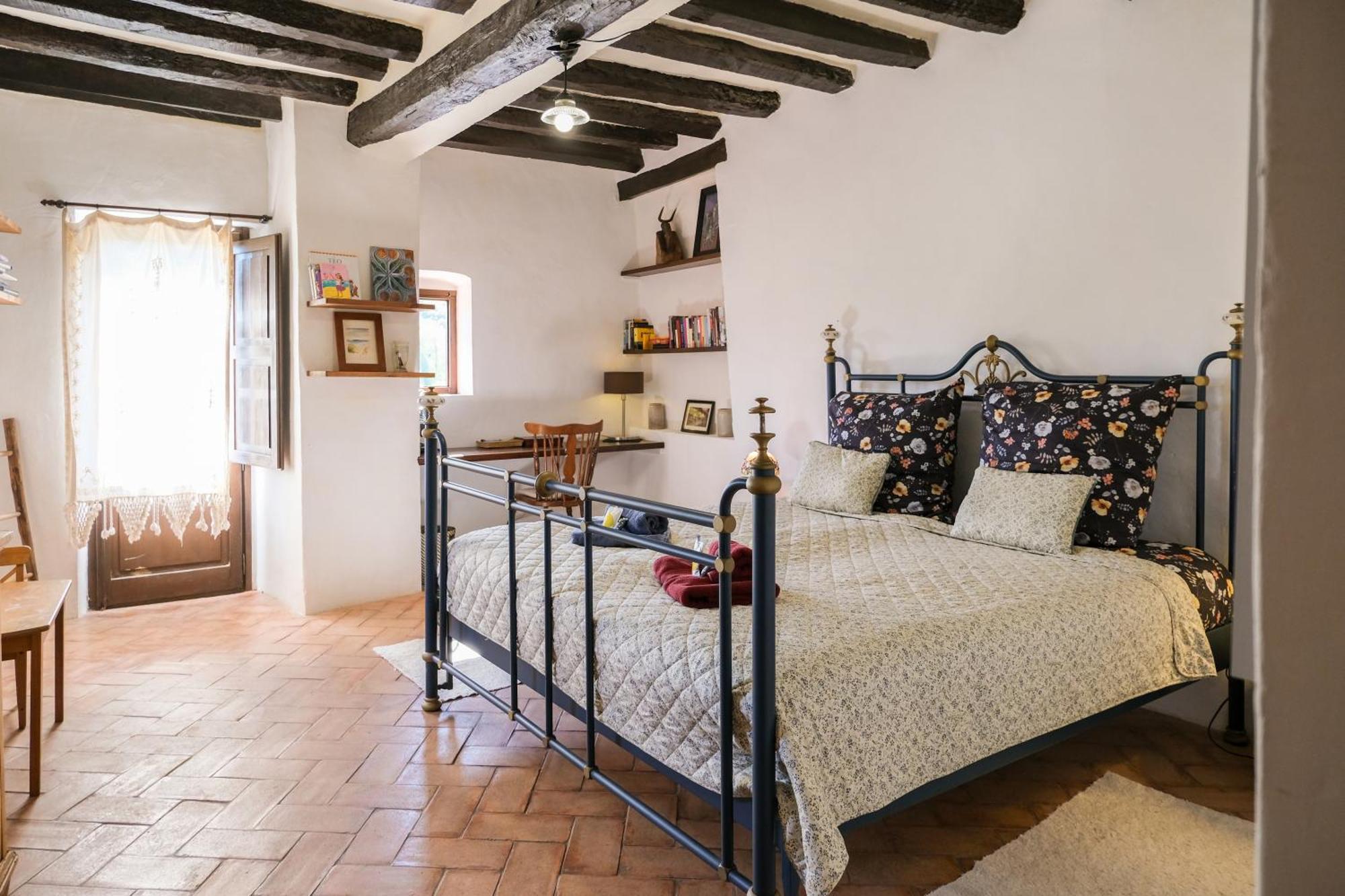 10 Del Pont Alojamiento Con Vistas Panoramicas Besalú Kültér fotó